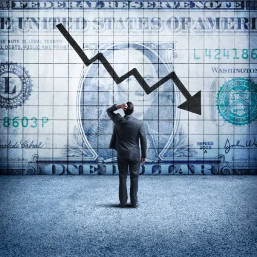 Dólar em alta próximo de R$ 5 impactando o mercado financeiro global